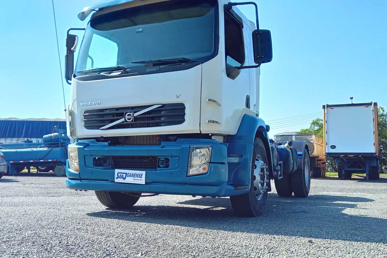 Volvo VM310 - 10/11 3