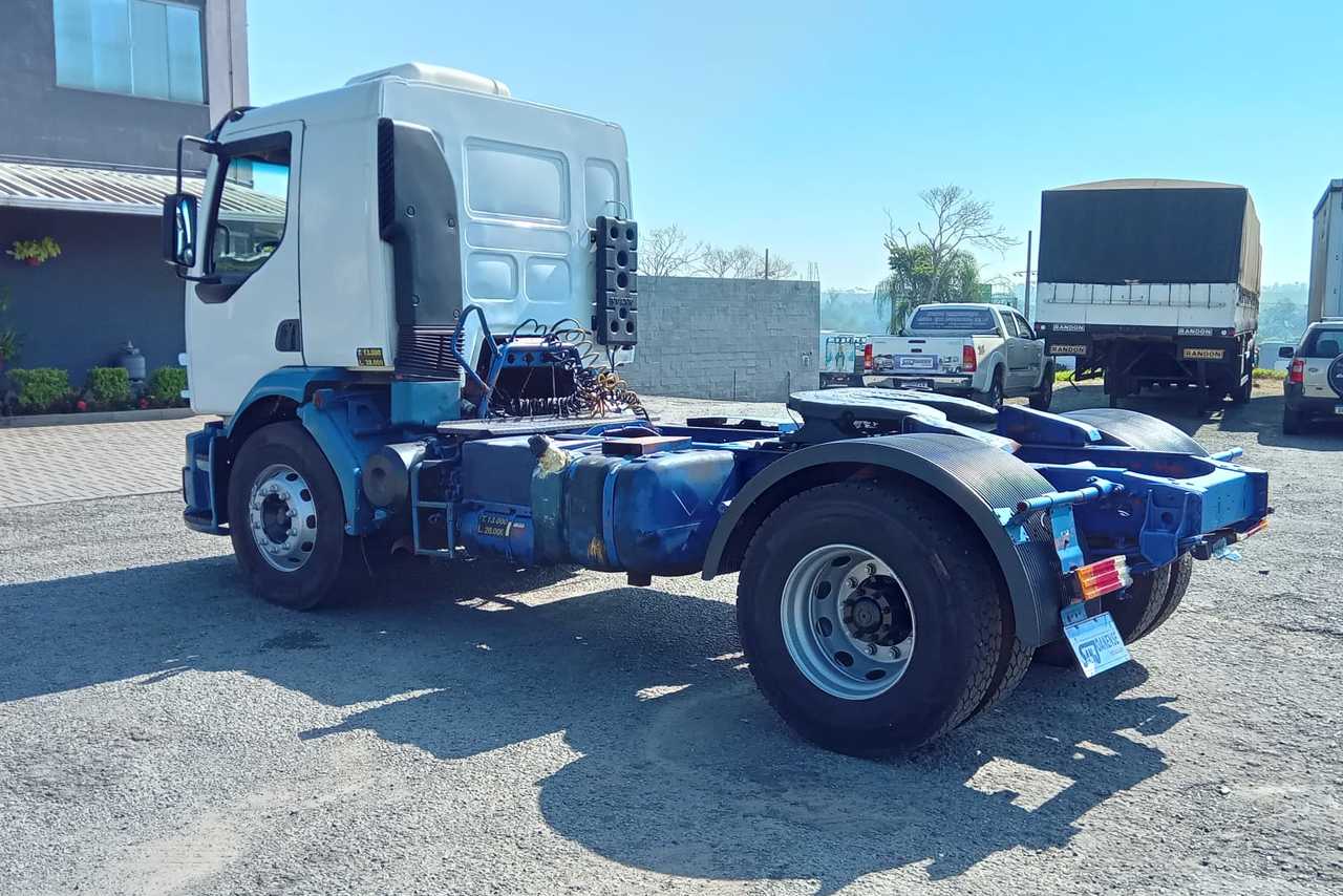 Volvo VM310 - 10/11 6