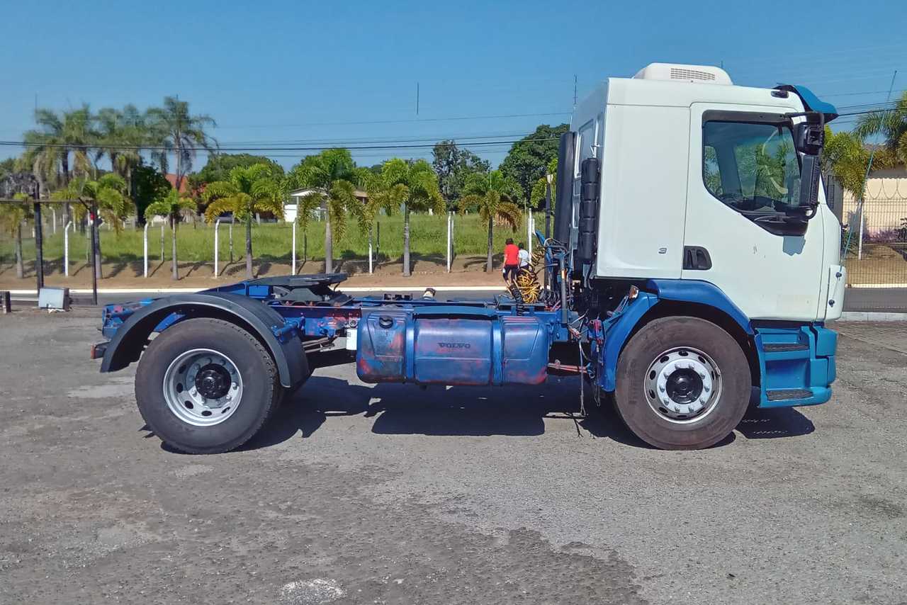 Volvo VM310 - 10/11 9