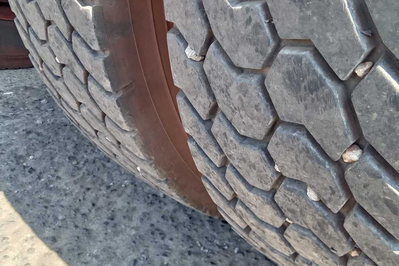 Volvo VM310 - 10/11 11