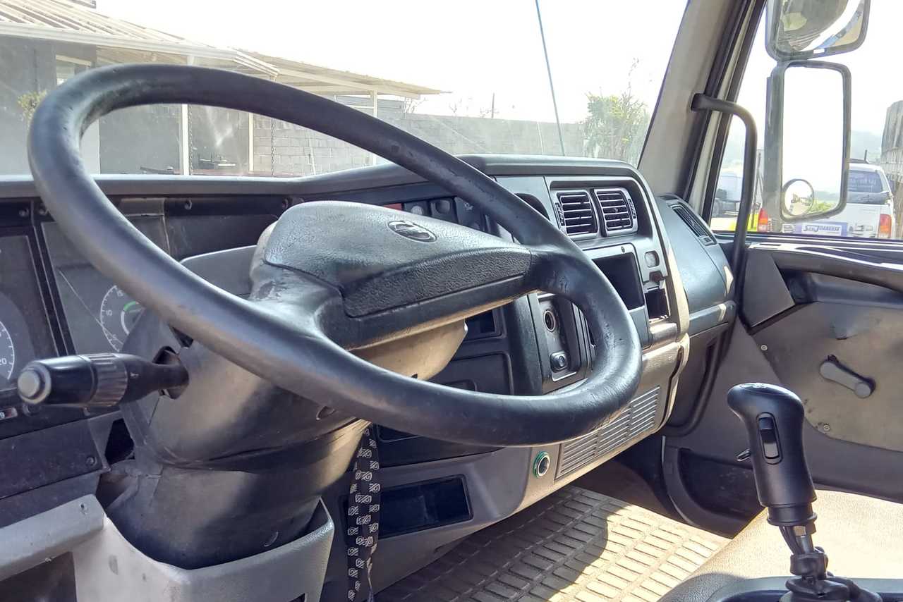 Volvo VM310 - 10/11 16