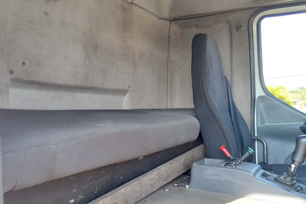 Volvo VM310 - 10/11 18