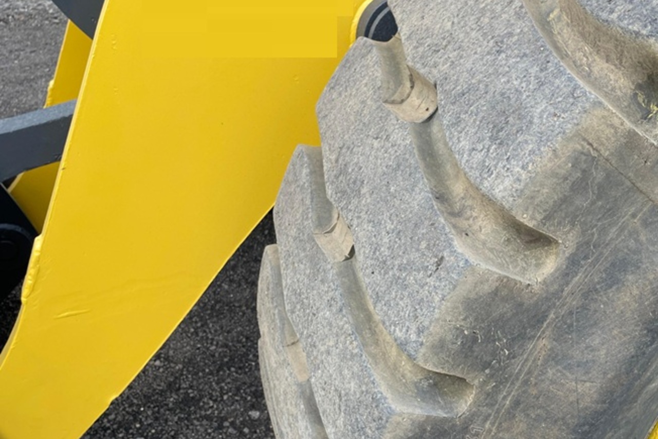 New Holland W130 - 10/10 6