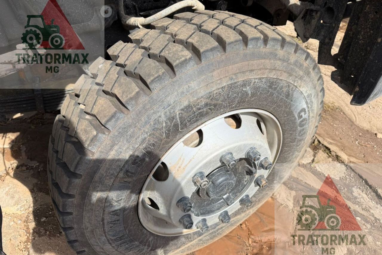 Volkswagen 31-280 E Constel. 6x4 - 16/16 4