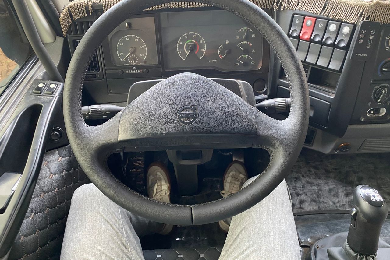 Volvo VM260 - 11/11 15