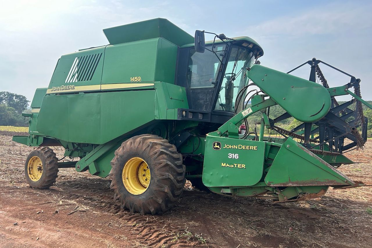John Deere 1450 - 04/04 3