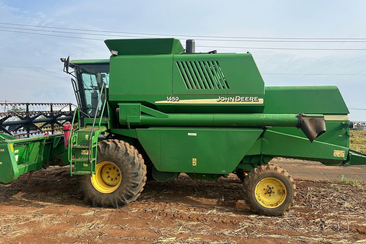 John Deere 1450 - 04/04 6