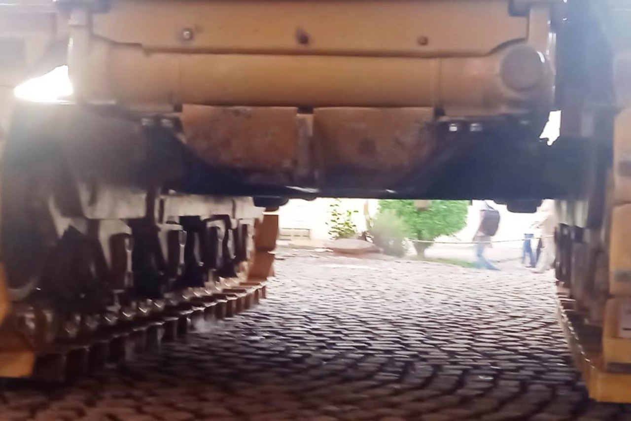 Caterpillar D10 - 08/08 10