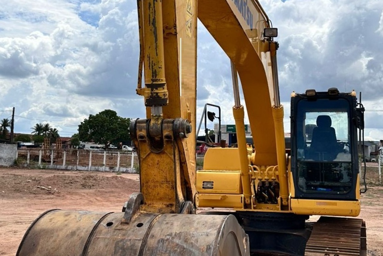 Komatsu PC210 - 21/21 12