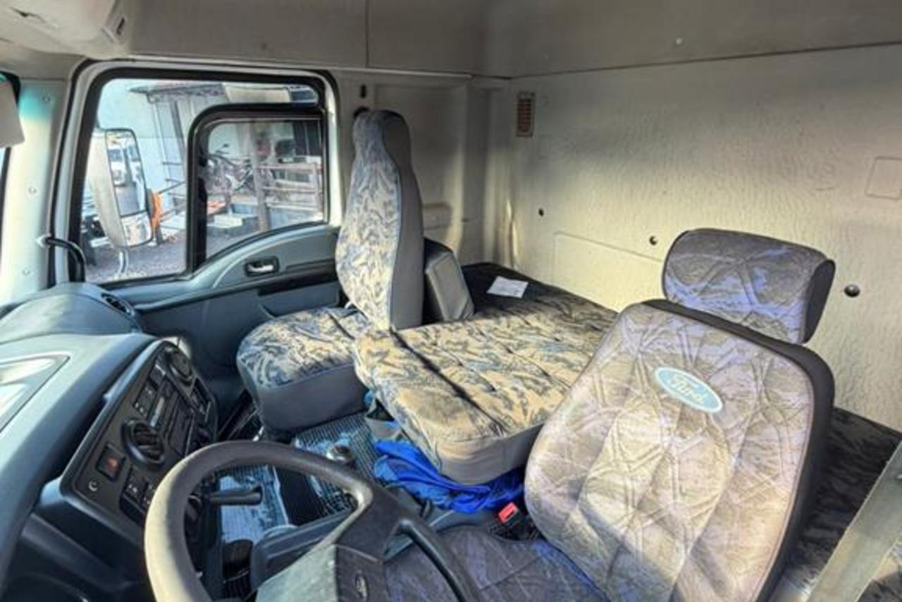 Ford Cargo2428 - 11/12 2