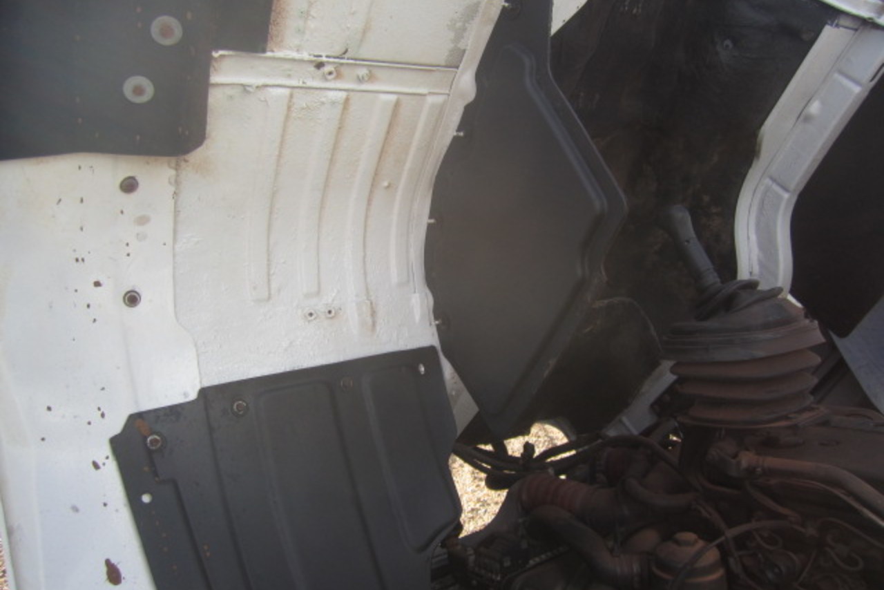 Mercedes Benz Atron 1719 - 16/16 18