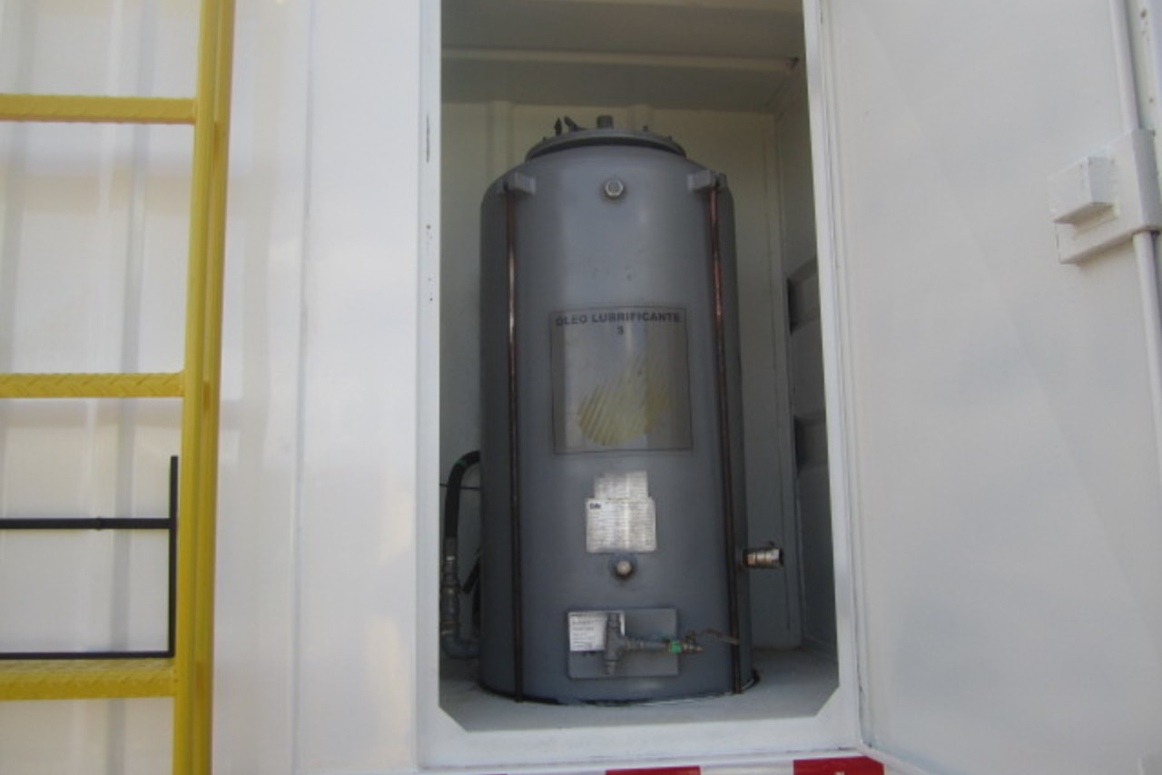 Mercedes Benz Atron 1719 - 16/16 19