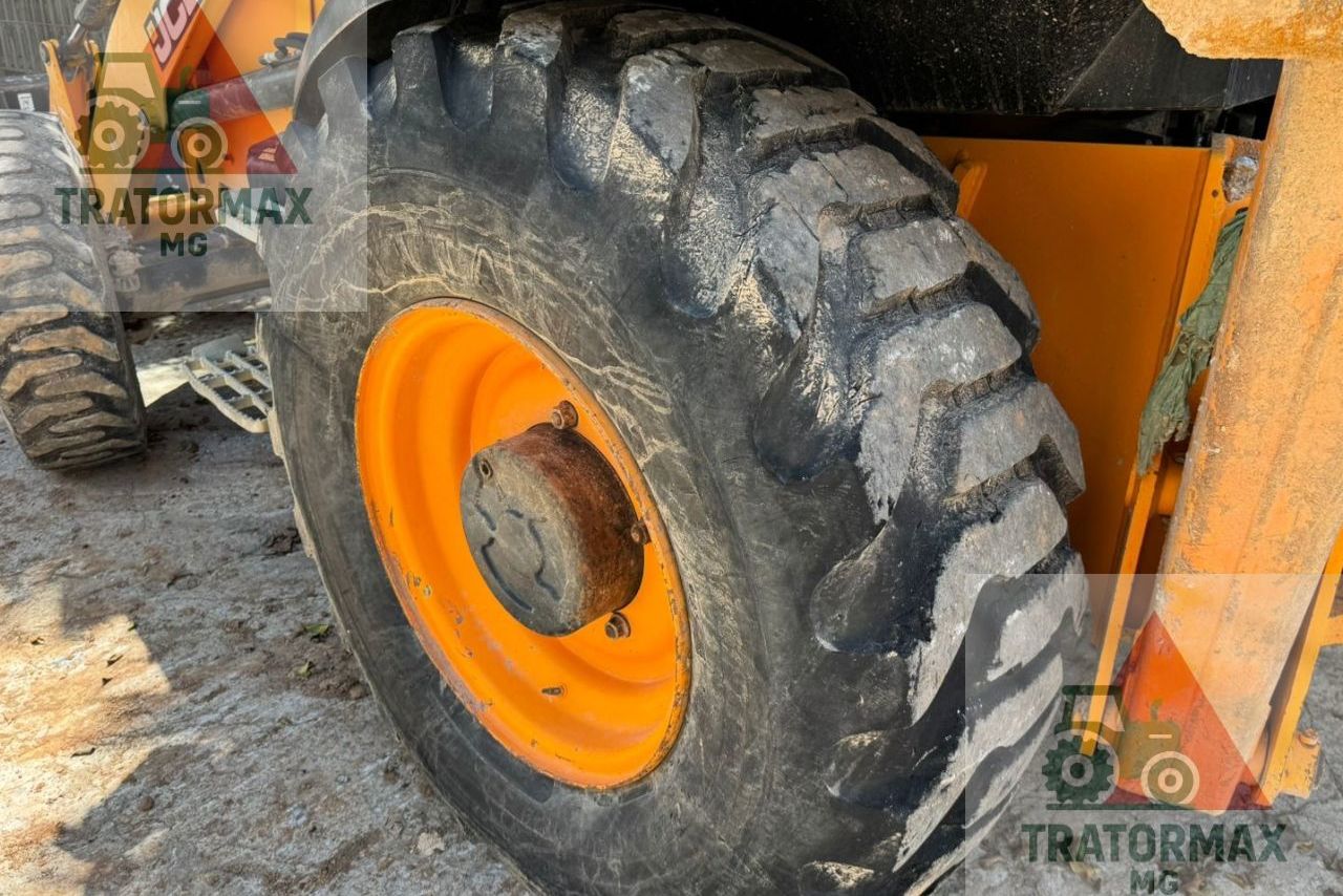 JCB 3C - 15/15 6