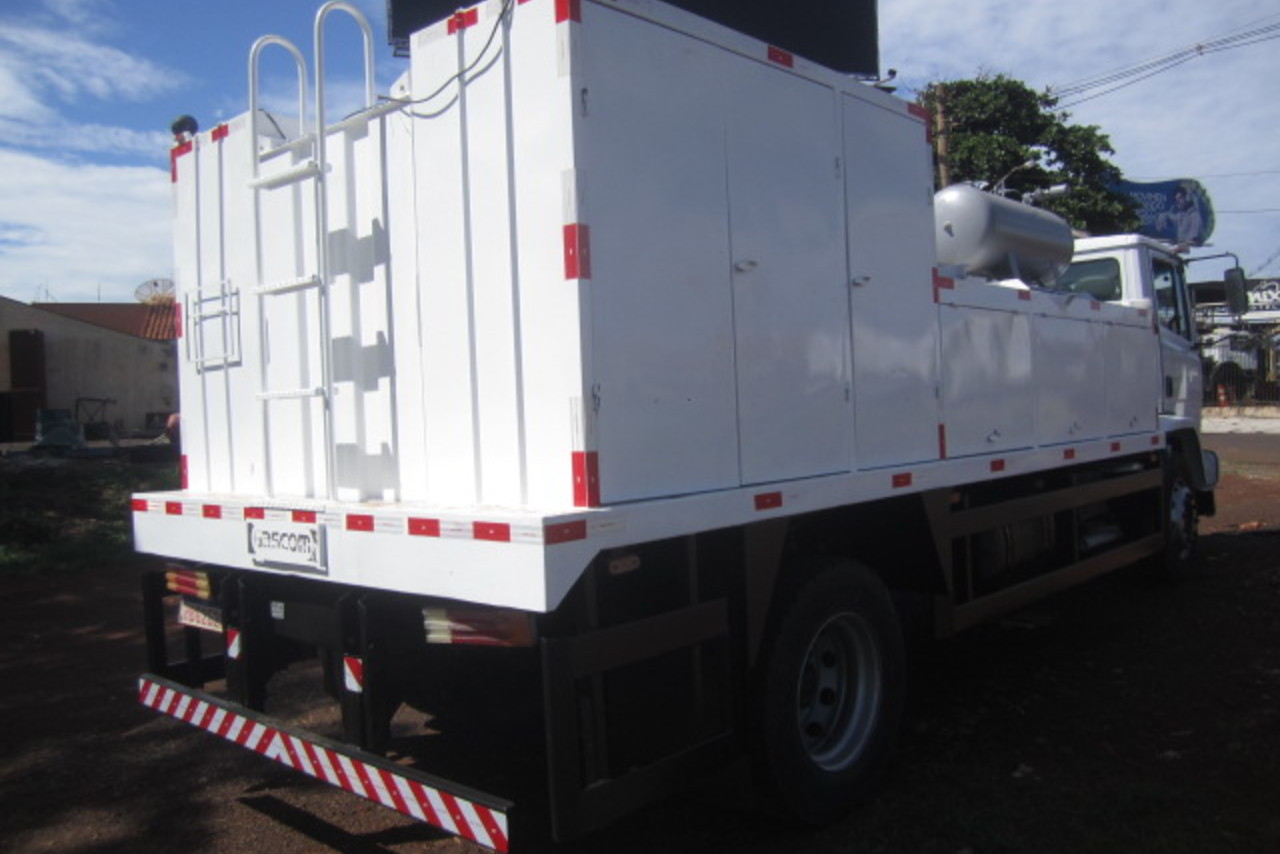 Mercedes Benz MB 1718 - 10/10 5