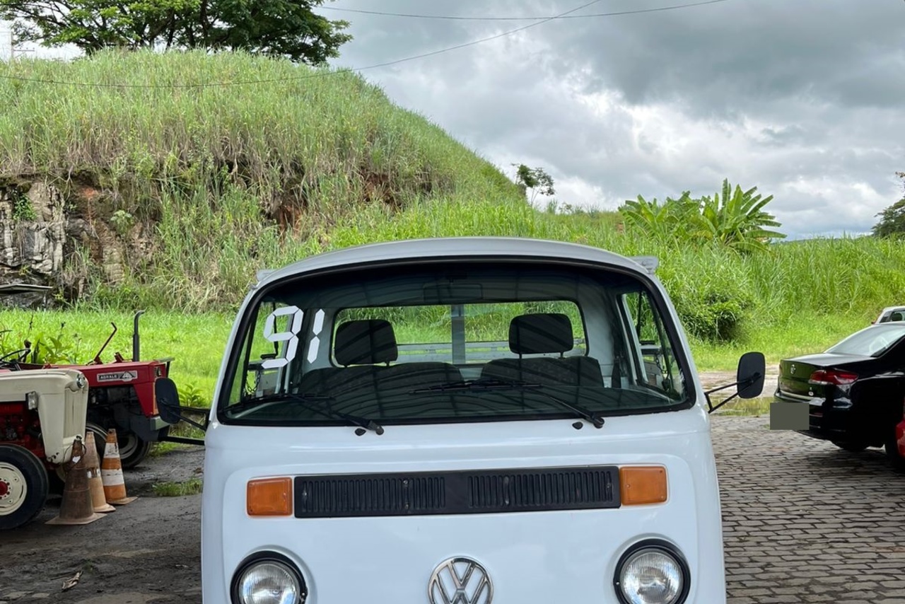 Volkswagen Kombi - 91/91 7