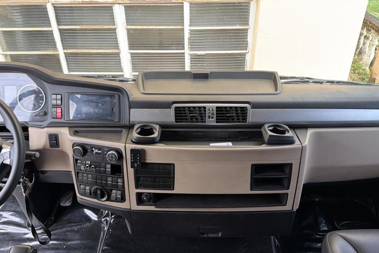 Volkswagen 28-480 6x2 Meteor - 24/25 7
