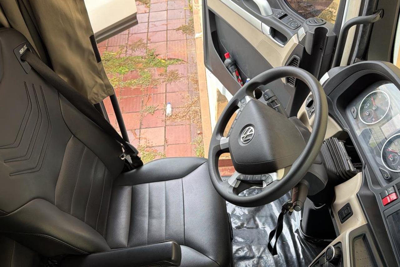Volkswagen 28-480 6x2 Meteor - 24/25 10