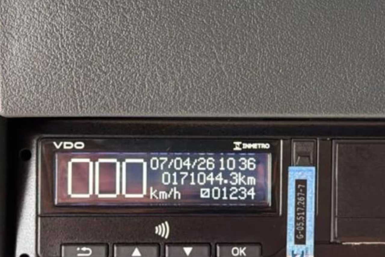 Volkswagen 28-480 6x2 Meteor - 24/25 15