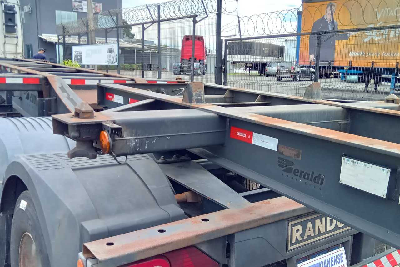 Randon Container - 10/10 4