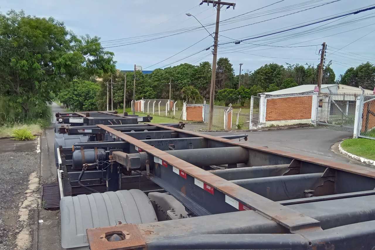 Randon Container - 10/10 7