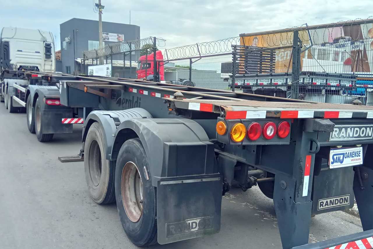 Randon Container - 10/10 13