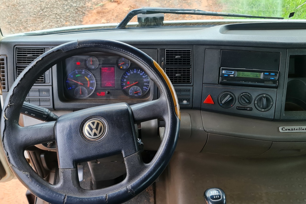 Volkswagen 13-190 E Constellation - 13/3 8