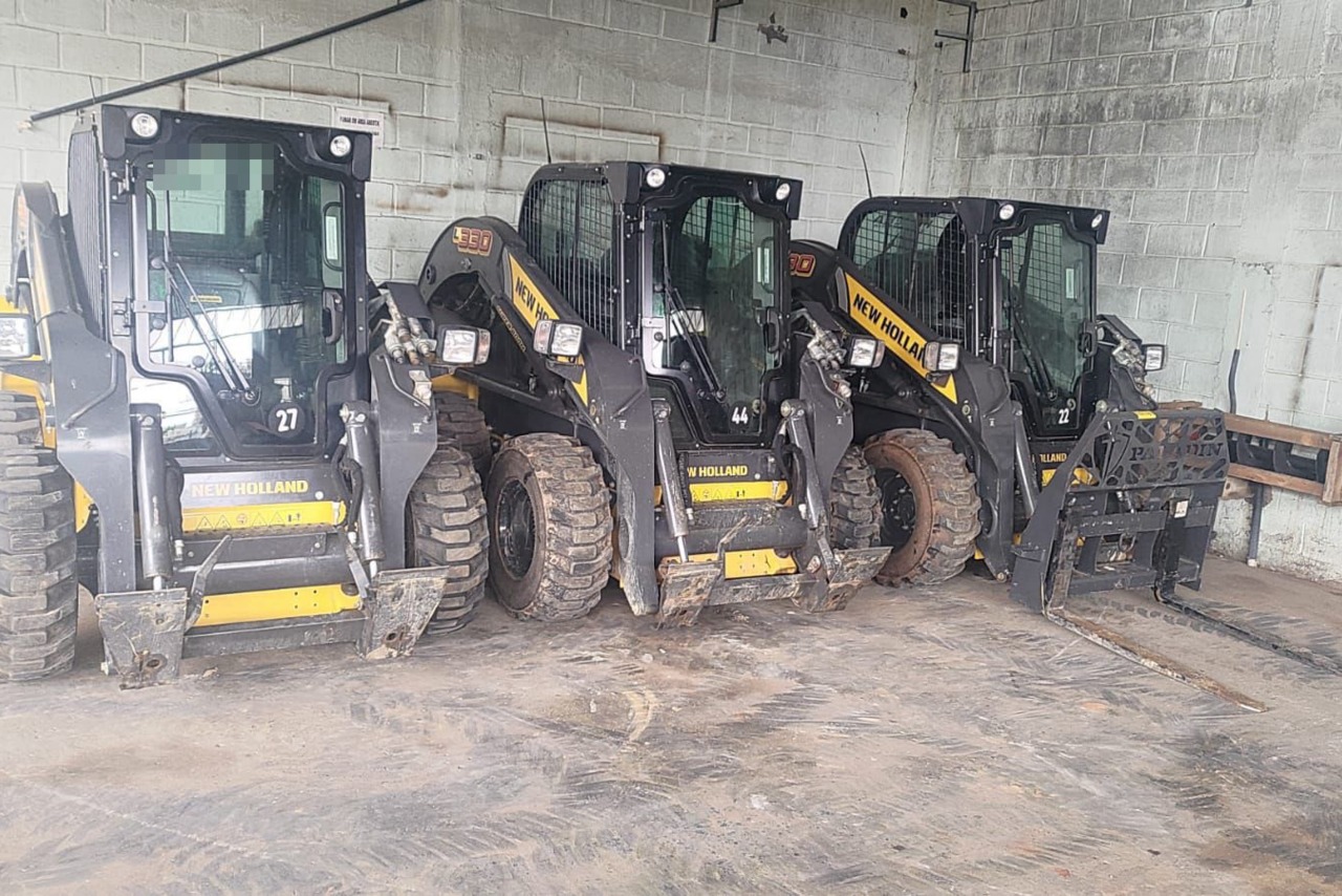 New Holland L320 - 24/24 2