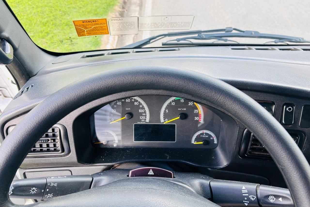 Mercedes Benz Accelo 815 - 15/16 19