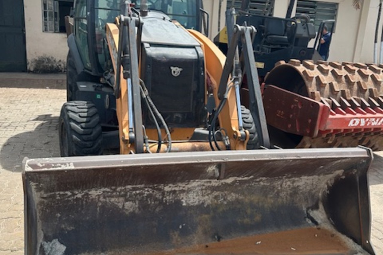Case 580N - 20/20 6