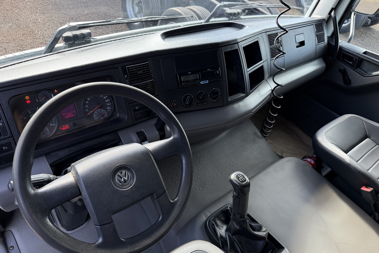 Volkswagen 26-280 Constellation 6x4 - 21/21 5