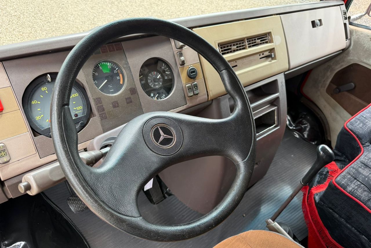 Mercedes Benz MB 912 - 93/93 8