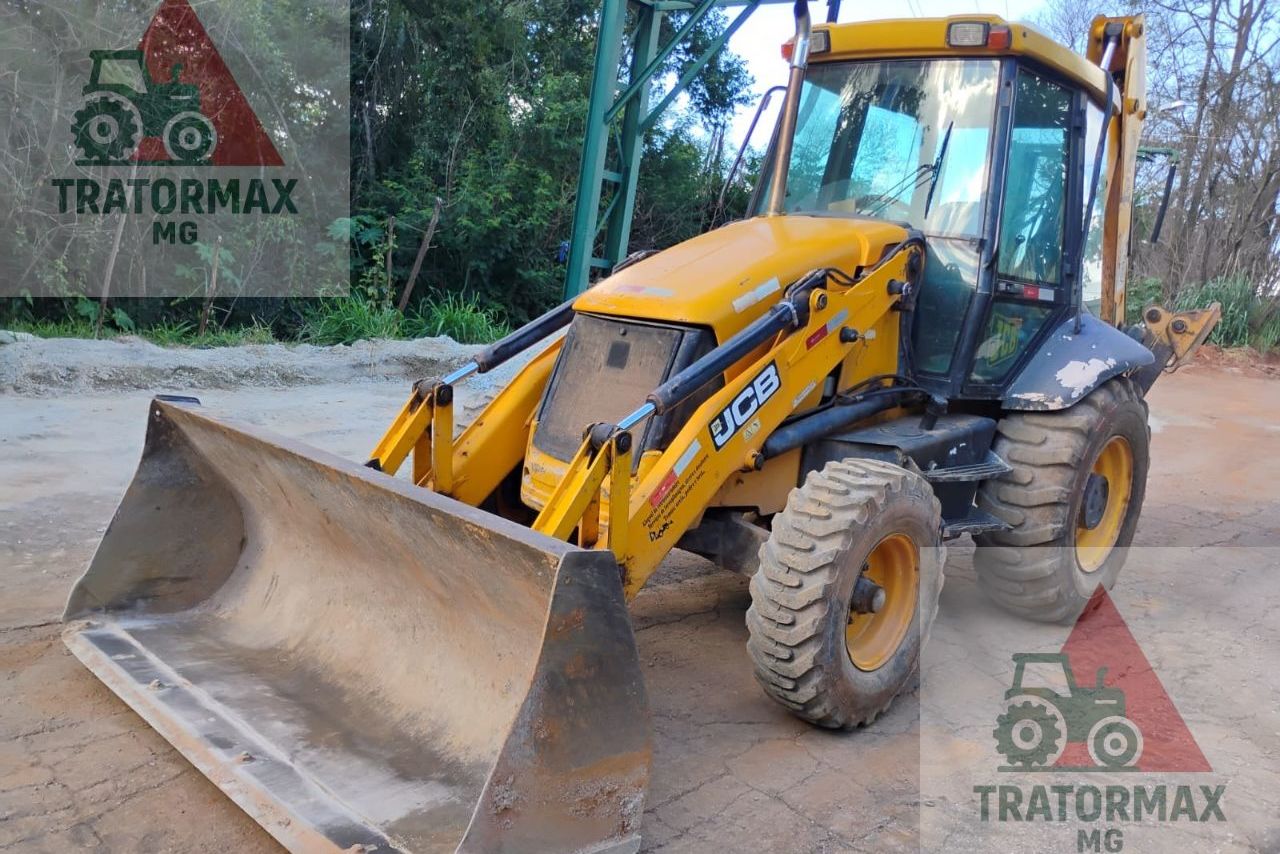 JCB 3C - 09/09 2