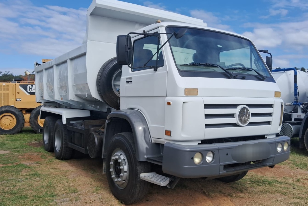 Volkswagen 26 220 - 08/08 3