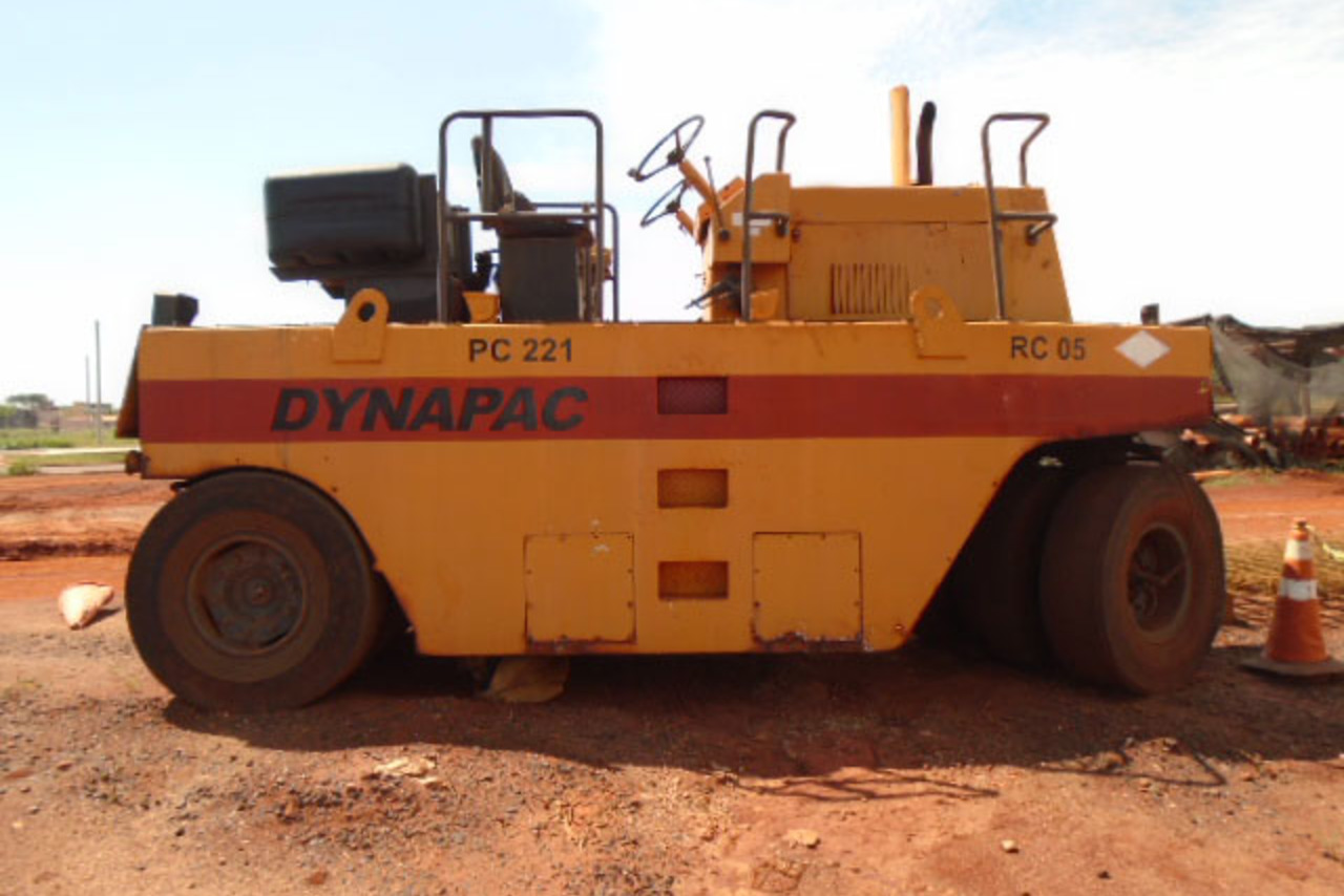 Dynapac CP221 - 08/08 8
