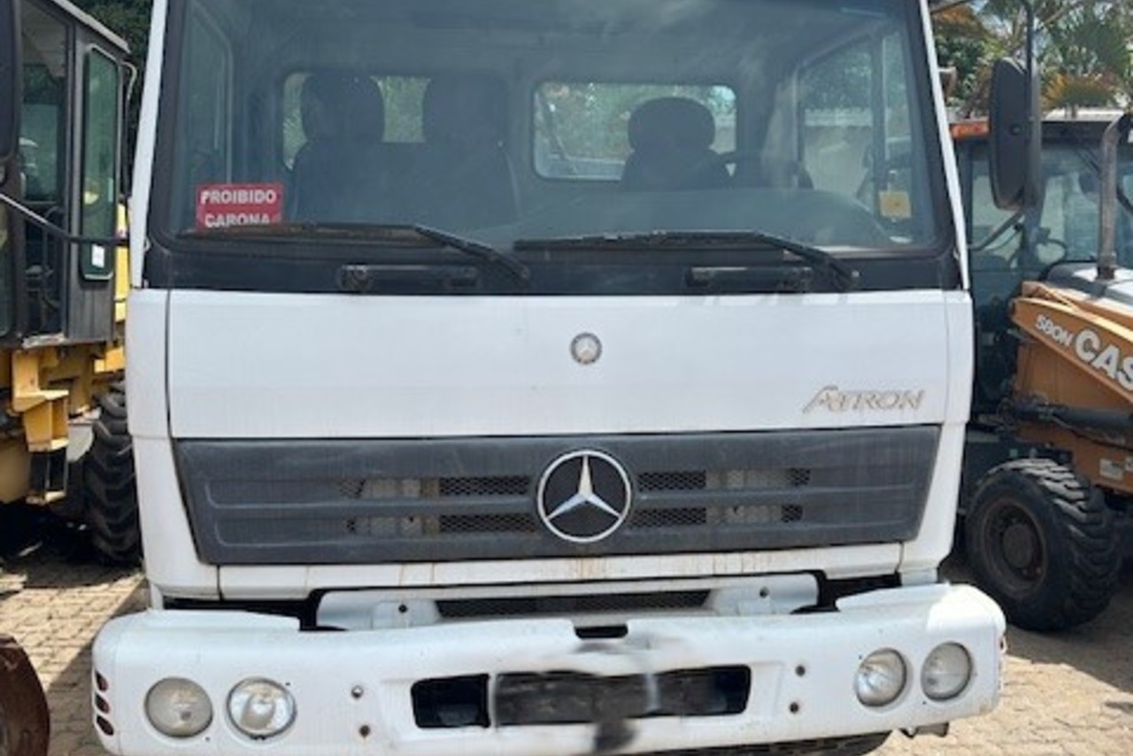 Mercedes Benz Atron 1719 - 14/14 3