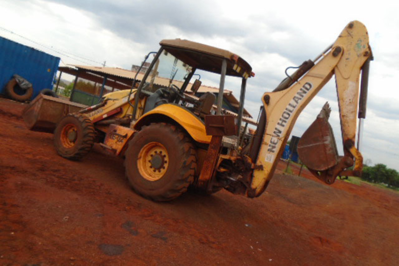 New Holland B90B - 11/11 2