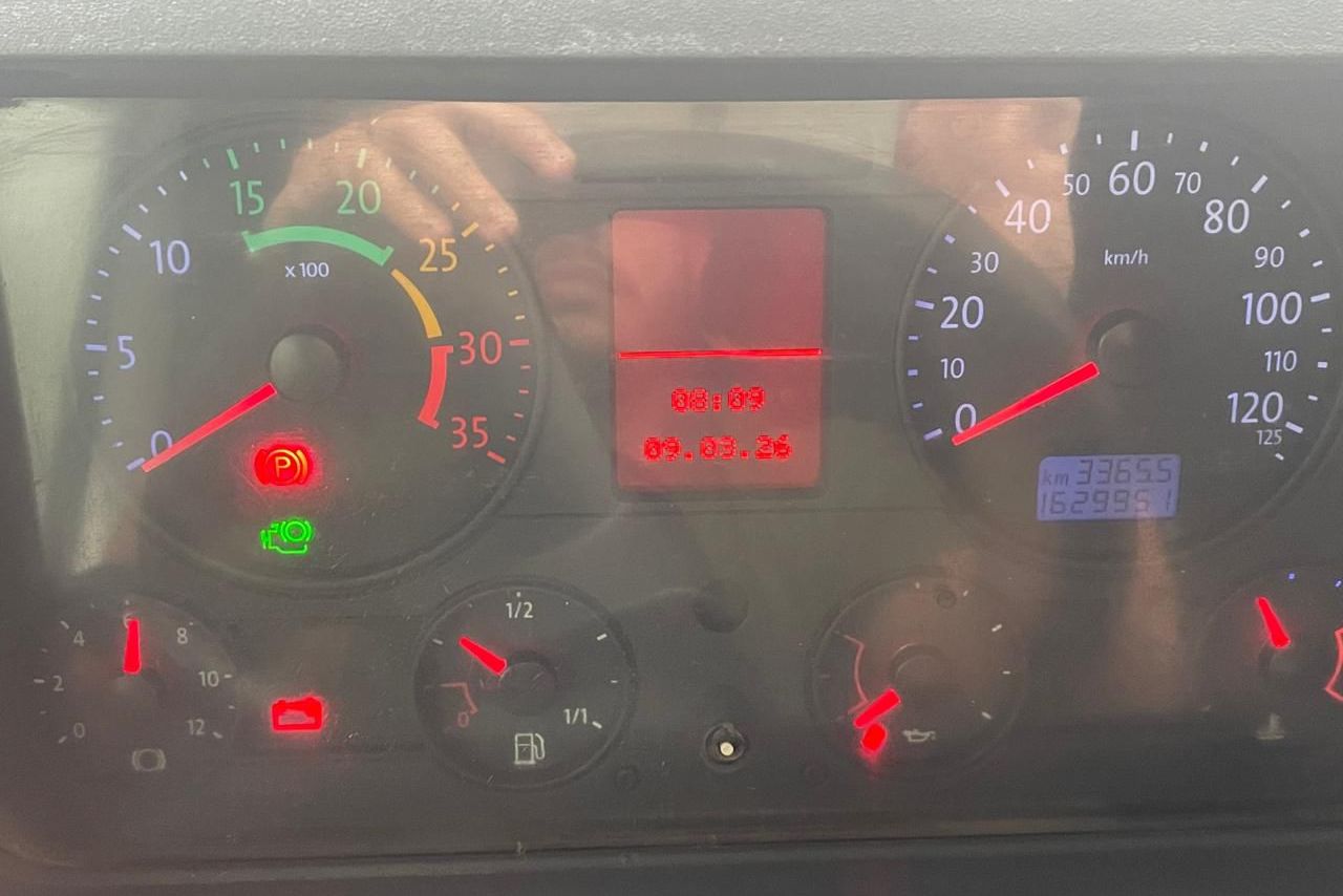 Volkswagen 24-250 E Constellation 3-Eixos - 07/07 2