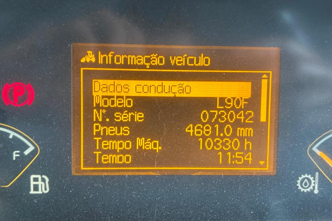 Volvo L90F - 15/15 7