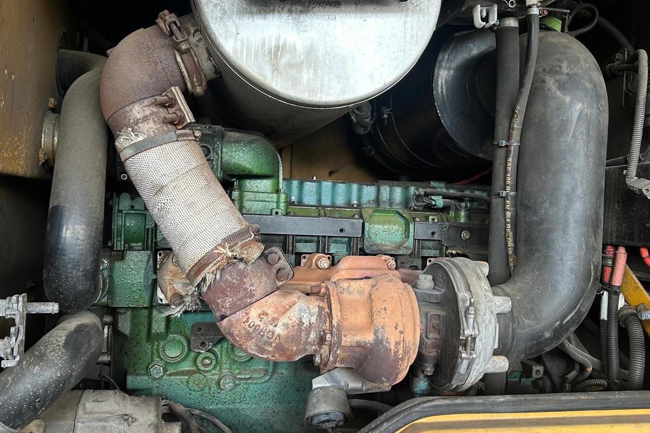 Volvo L90F - 15/15 13