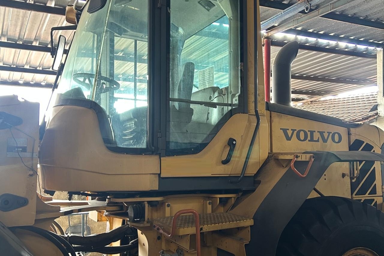 Volvo L90F - 15/15 17