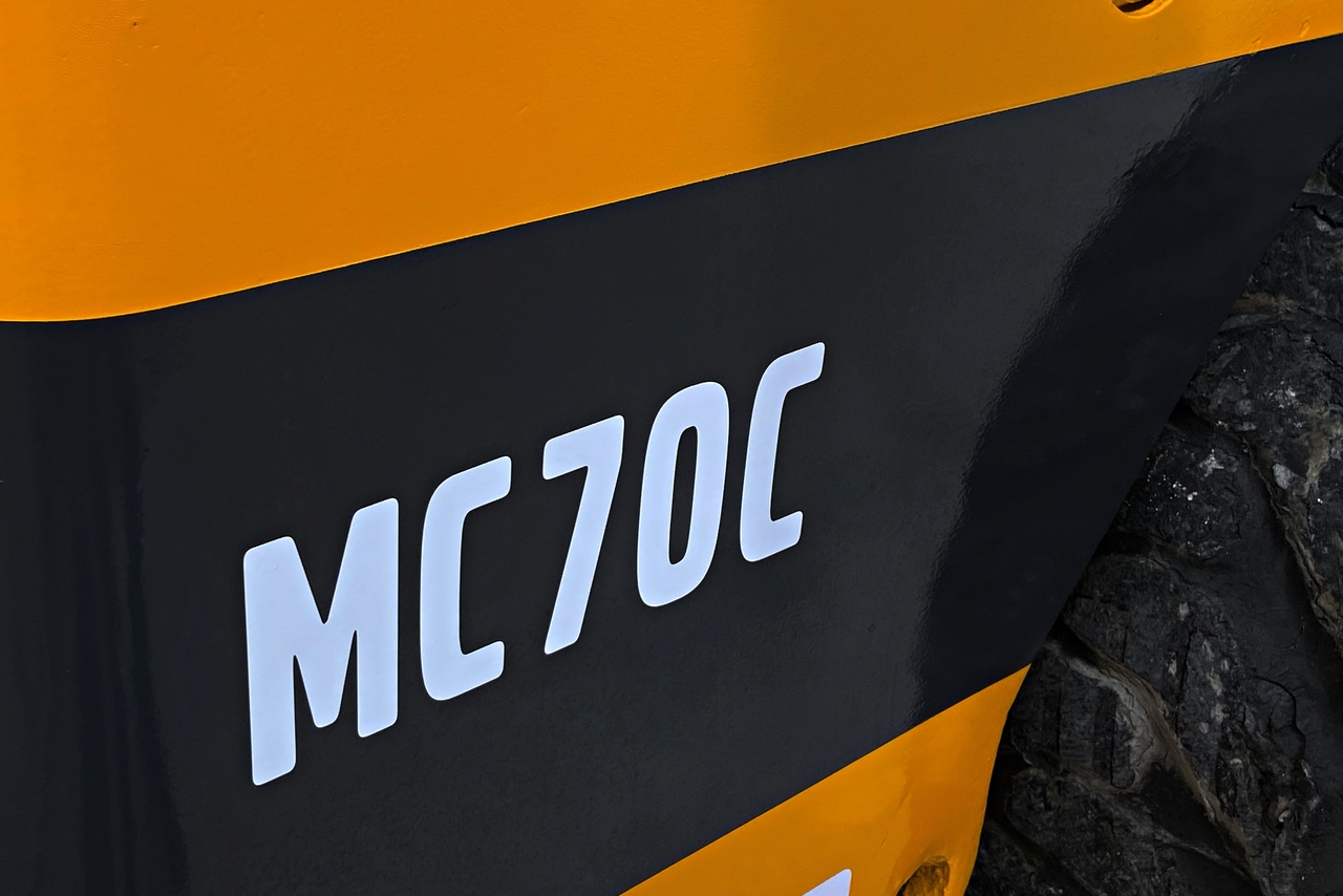 Volvo MC70C - 16/16 10