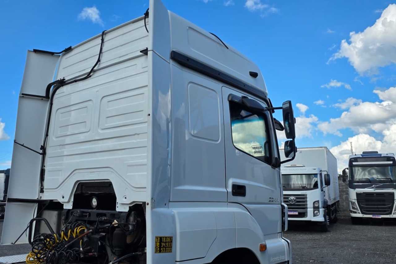 Mercedes Benz Axor 2644 - 19/19 10