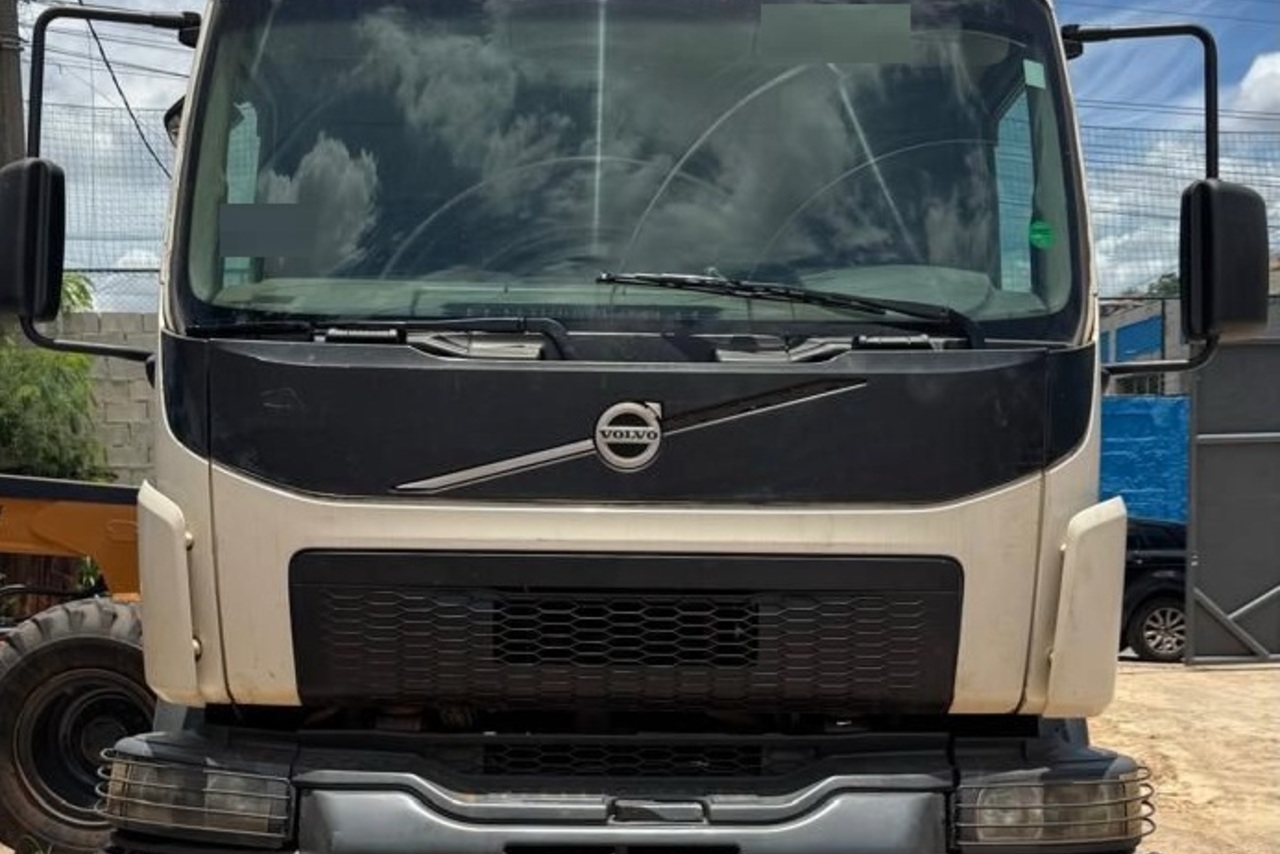 Volvo VM330 - 20/21 3