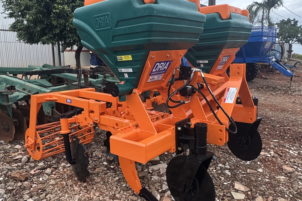 Dria Cana Crua Adubadeira RSF em polietileno/inox, com desarme automático - 15/15 4