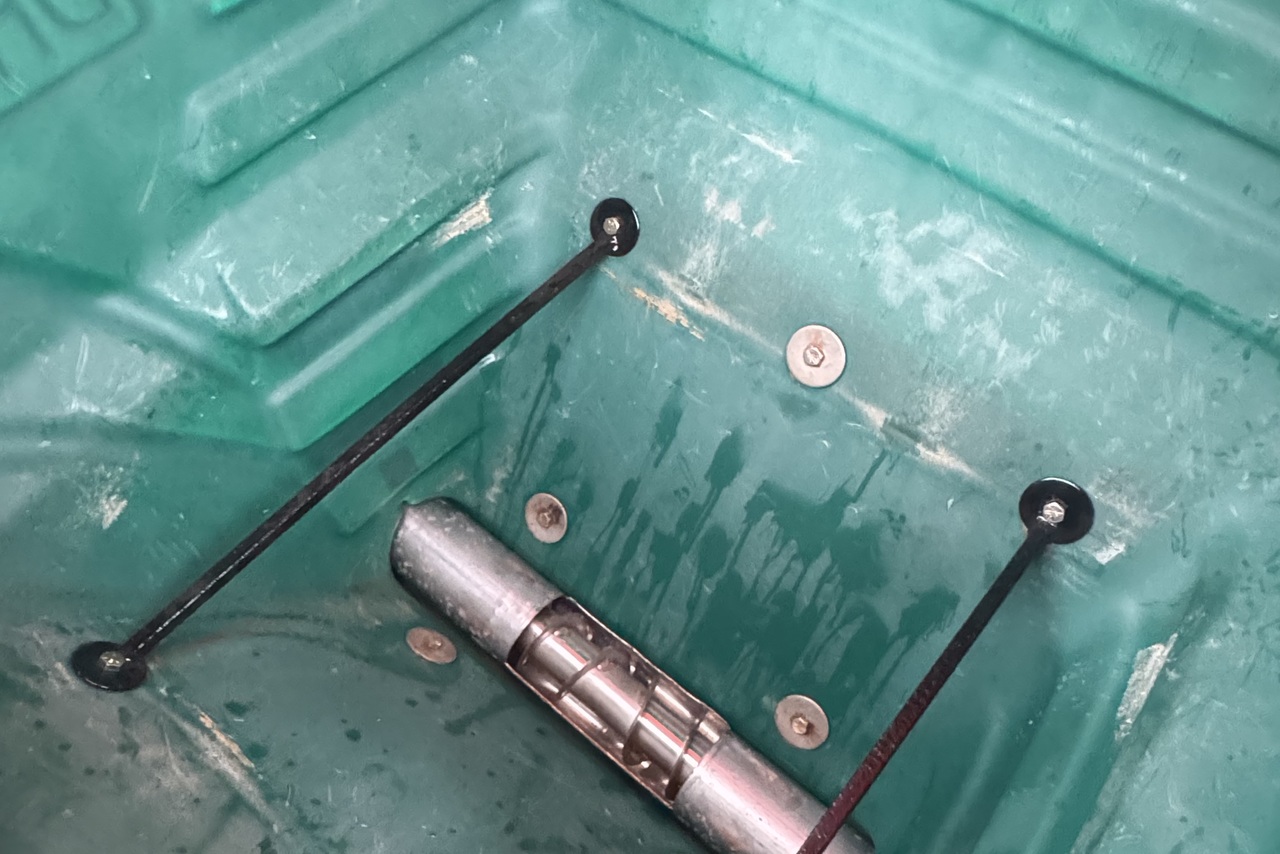 Dria Cana Crua Adubadeira RSF em polietileno/inox, com desarme automático - 15/15 6