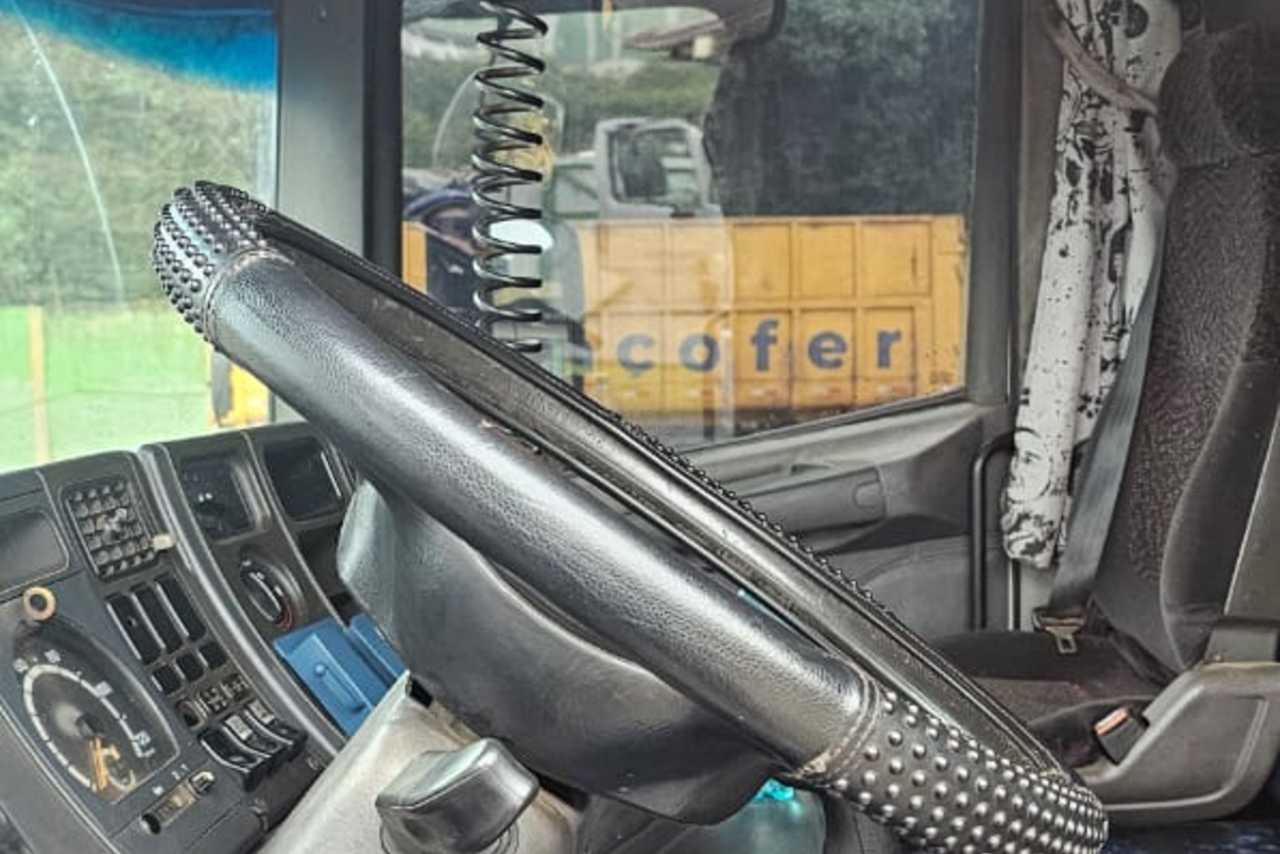 Scania R124 360 - 04/04 9