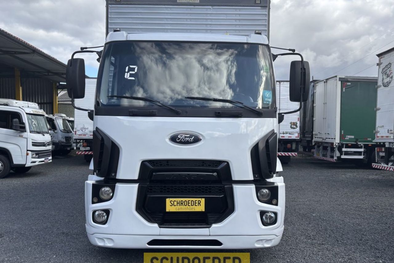 Ford Cargo1317 - 12 4