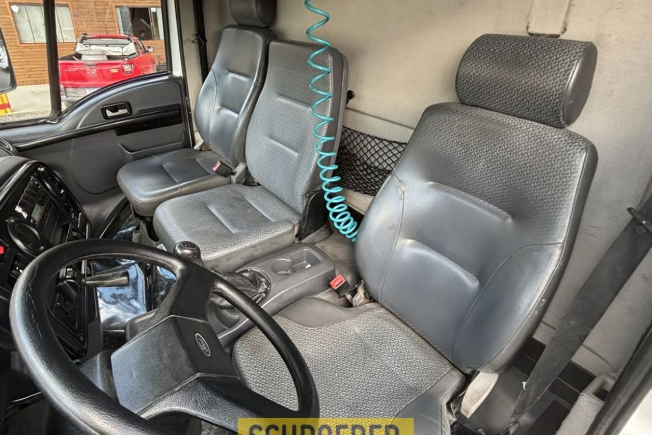 Ford Cargo1317 - 12 8