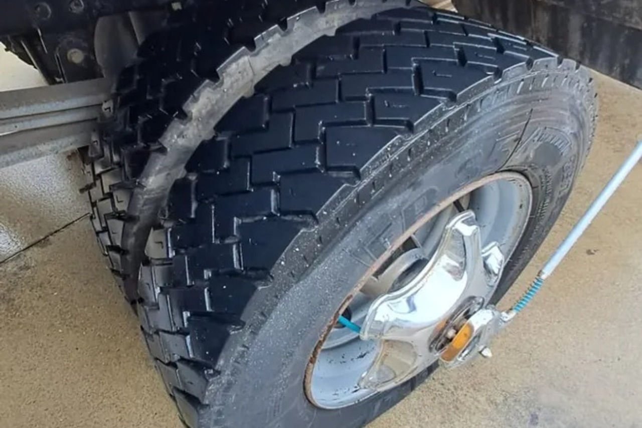 Mercedes Benz Accelo 915 - 10/10 16