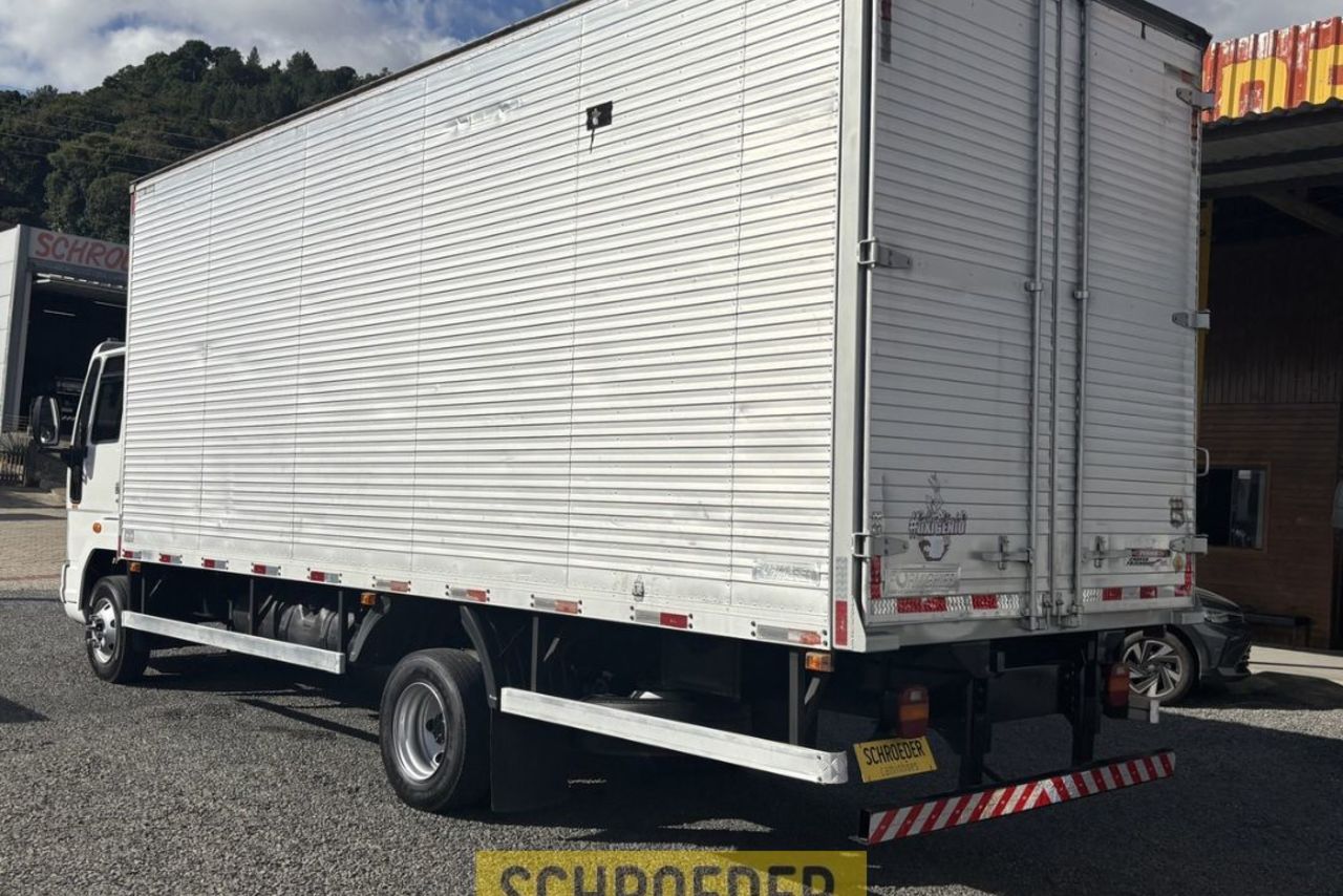 Ford Cargo1119 - 19 5